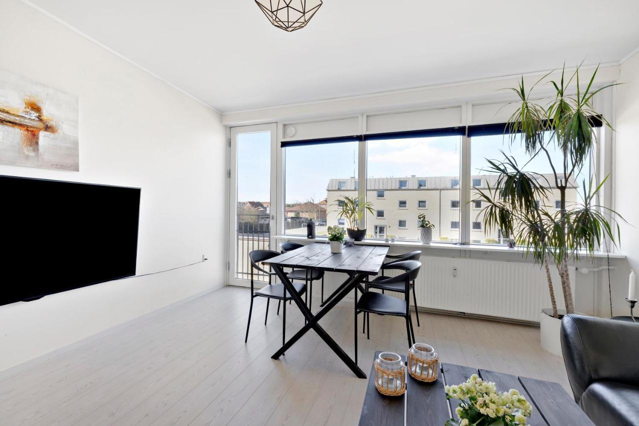 Private Scandinavian Apartment Randers Exterior photo